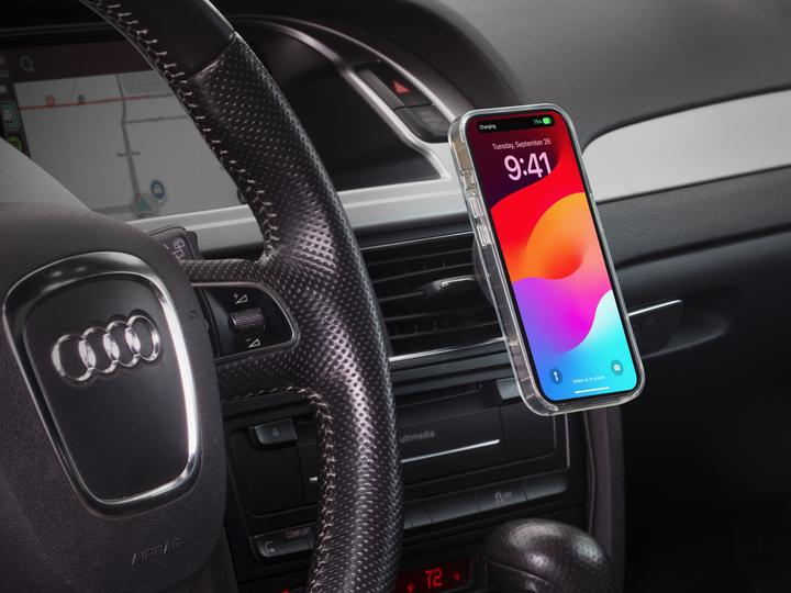 Actual product image Scosche magicMOUNT Charge Pro Dash / Vent - Magnetic (15 W)