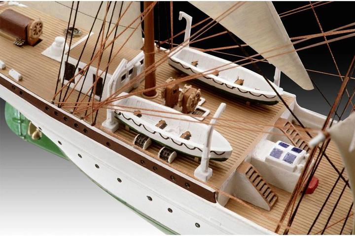 Actual product image Revell Gorch Fock