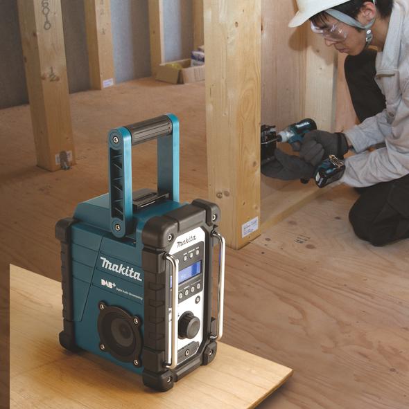 Produktbild Makita DMR 110 Akku-Baustellenradio 7,2 V - 18 V (DAB+, DAB, FM)