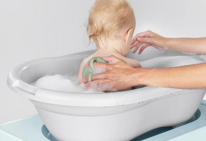 Actual product image Reer BabyCare Bath Brush