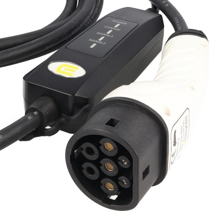 Actual product image AccuCell Charging cable (Type F, 3 kW, 13 A, 6 m)