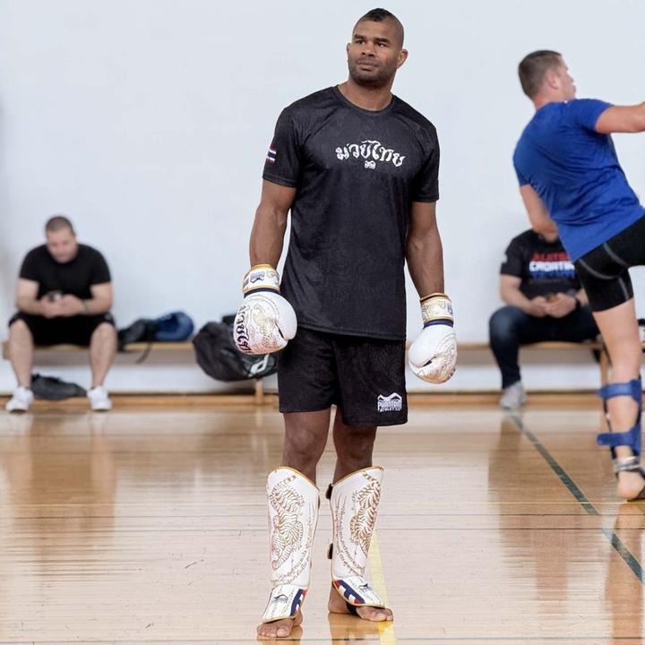 Produktbild Phantom Athletics Schienbeinschutz Muay Thai - Limited Edition (S, M)
