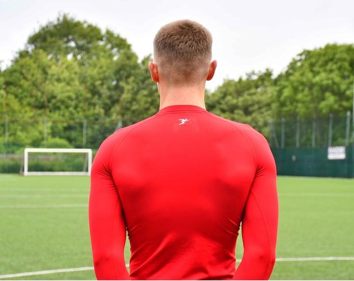 Actual product image Precision Essential Baselayer (L)