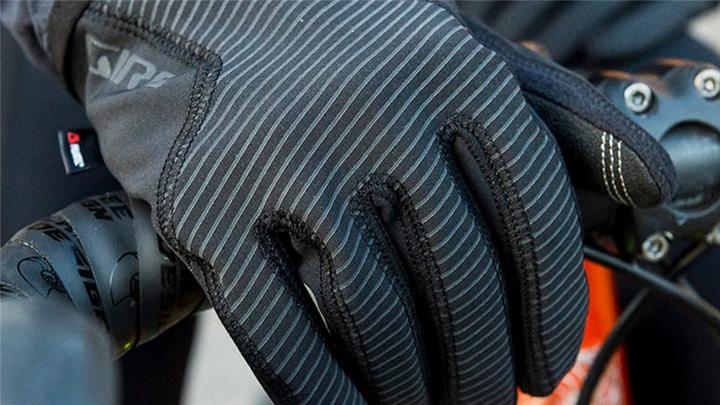 Actual product image Giro Blaze 2.0 Gloves (L)