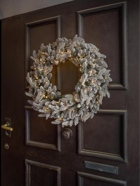 Actual product image STT Snowy Wreath