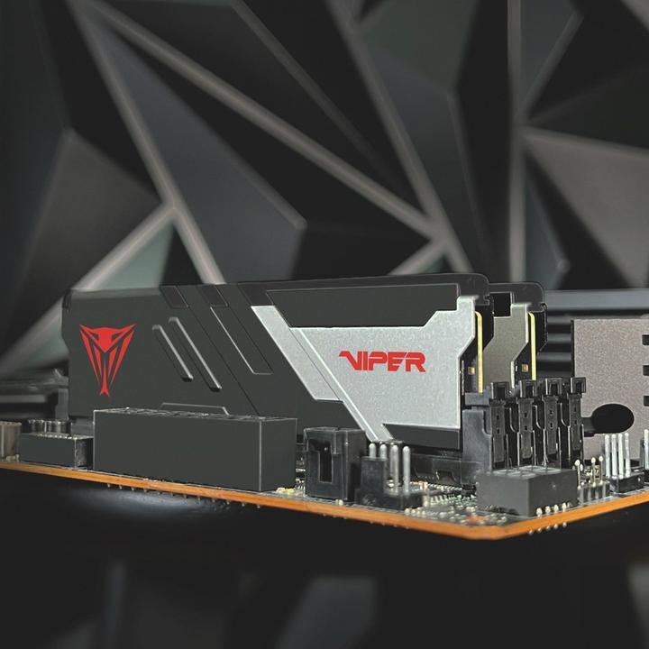 Produktbild Patriot DDR5 PC6400 48GB 2x24 Viper Venom CL30 (2 x 24GB, 6400 MHz, DDR5-RAM, DIMM)