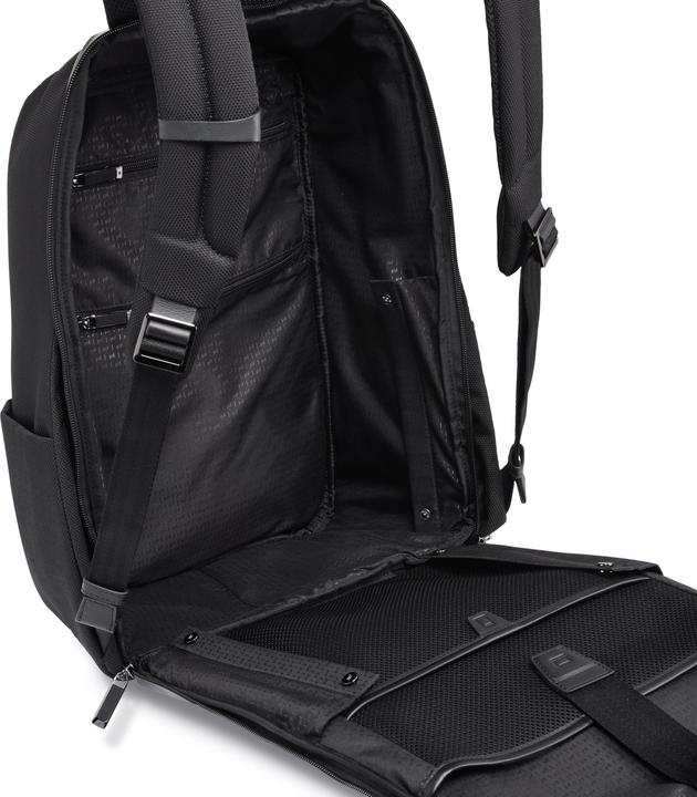 Actual product image Porsche Design Roadster Backpack (23 l)