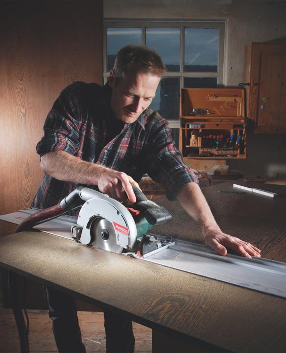 Actual product image Metabo Diving and hand circular saw KSE 55 Vario Plus