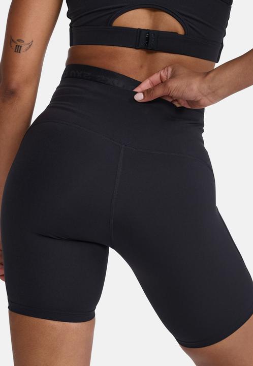 Actual product image 2XU Form Stash Hi-Rise Bike Short (L)