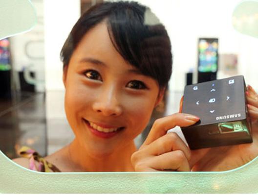 Produktbild Samsung Pico Sp-H03 (WVGA)