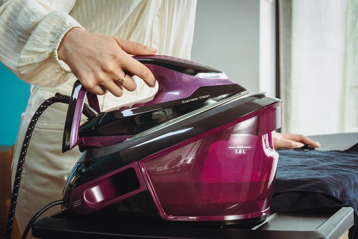 Produktbild Tefal SV8152E0 Express Vision (2800 W, 480 g/min)