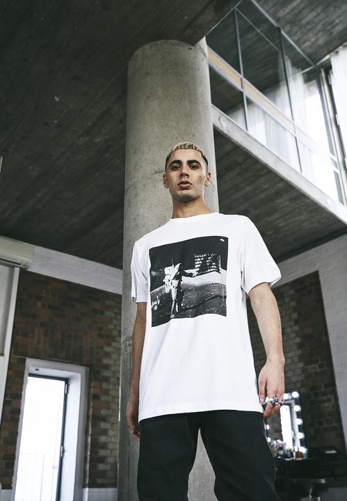 Actual product image Mister Tee NASA Moon Landing Tee (S)