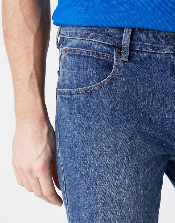 Actual product image Wrangler Jeans Regular Fit Authentic Straight (Frequency band 38 (2600 MHz))