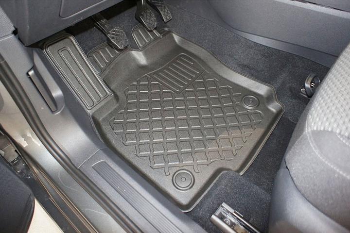 Produktbild Aristar Allwetter Fussmatten für VW Touran ab 2015 bis heute (1 Set à 4 Fussmatten)