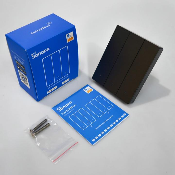 Image du produit Sonoff Smart 3-Channel Wi-Fi Wall Switch Black (M5-3C-80)
