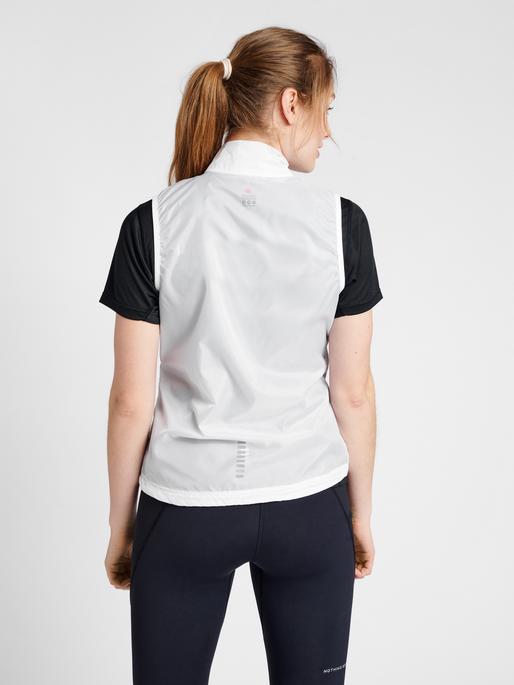 Actual product image Newline Women Packable Tech Gilet (XXL)