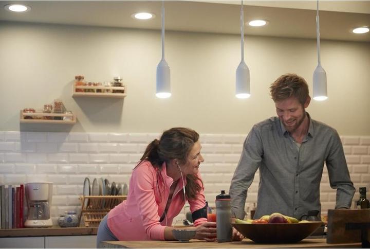 Produktbild Philips Hue White Ambiance Devote Pendelleuchte weiss 806 lm (E27, 806 lm)