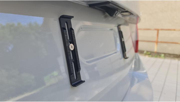 Actual product image 21cars Click licence plate holder long format (Front, Long format)