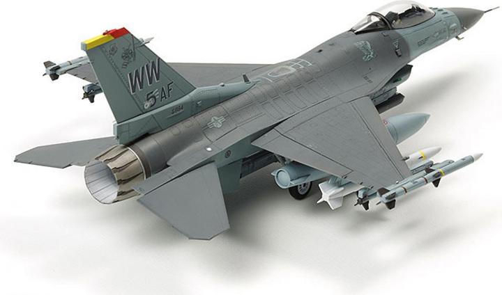 Produktbild Tamiya Lockheed Martin F-16 CJ