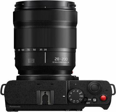 Actual product image Panasonic Lumix S9 Kit (28 - 200 mm, 24.20 Mpx, Full frame)