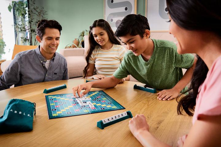 Actual product image Mattel Games Scrabble ORIGINAL (German)