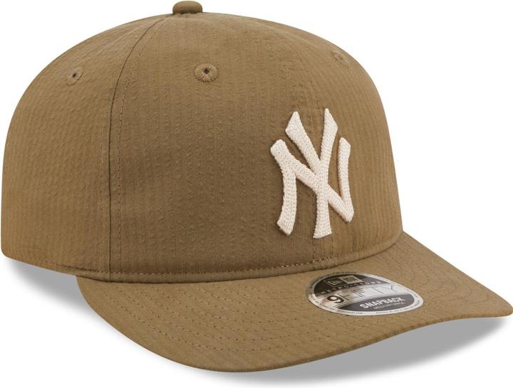 Actual product image New Era 9Fifty Strapback Cap - RETRO CROWN New York Yankees (M/L)