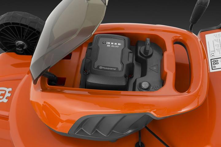 Image du produit Husqvarna LC 142i (Fonctionnement sur batterie)