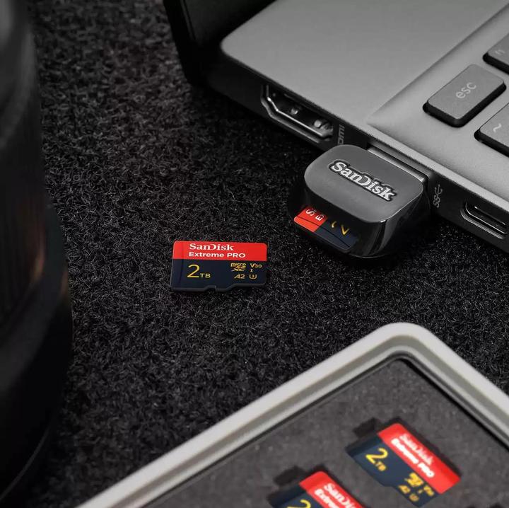 Produktbild SanDisk Extreme PRO UHS-I V30 (2000 GB, microSDXC, U3, UHS-I)
