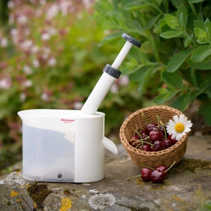 Actual product image Westmark Cherry pit