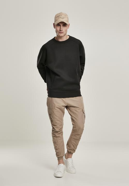 Actual product image Urban Classics Raglan Zip Pocket Crew (M)