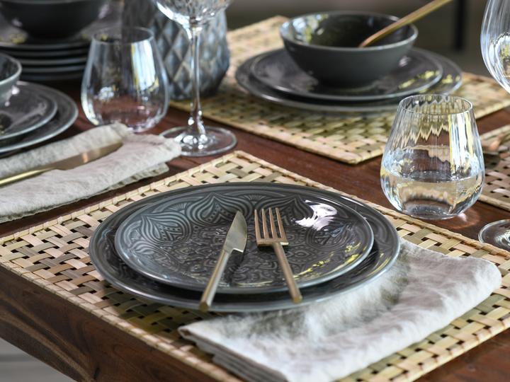 Actual product image CreaTable Orient Mandala (18 Piece)