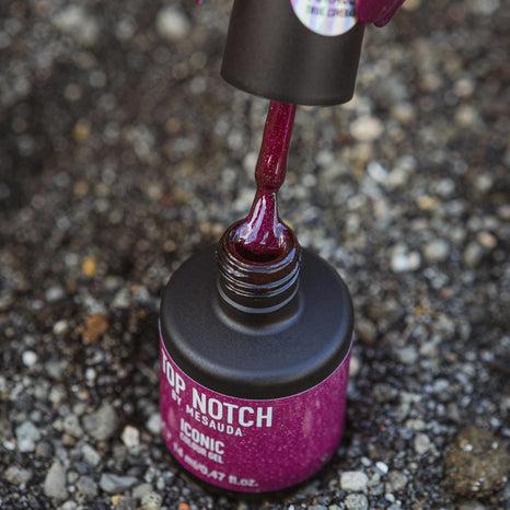Immagine prodotto Mesauda Top Notch Iconic 270 Sognefjord 14ml Semi-Permanent Nail Polish (270 Sognefjord, Topcoat)