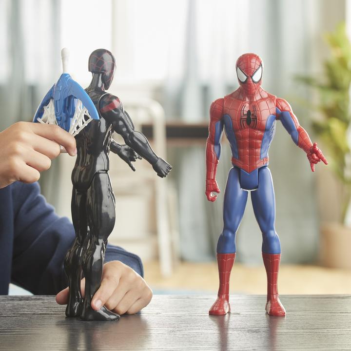 Produktbild Hasbro Titan Hero Blast Gear