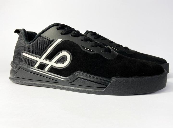 Produktbild Öus Skateschuhe Arquitetonico all black essencial (40)
