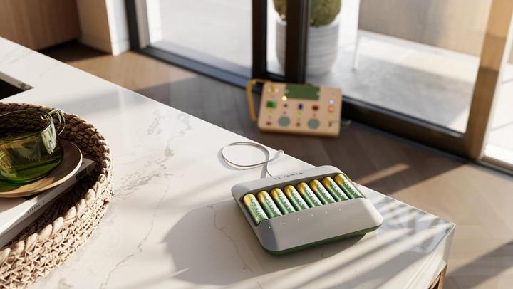Produktbild Varta Eco Charger Multi (1 Stk., AA, AAA, HR6, 1600 mAh, Ladegerät inkl. Akku)
