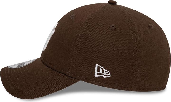 Produktbild New Era 9Twenty Casual Cap - New York Yankees Walnut Braun