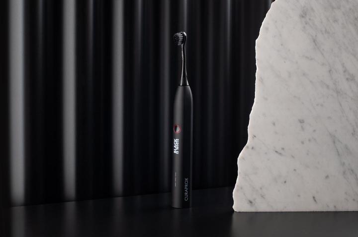 Image du produit Curaprox Hydrosonic Black is White (Brosse à dents sonique)