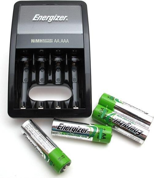 Image du produit Energizer Recharge Maxi (4 pcs, AA, 2000 mAh, Piles rechargeables + chargeur)