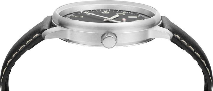 Actual product image M Watch Mondaine aero (Swiss made, Analogue wristwatch, 40 mm)