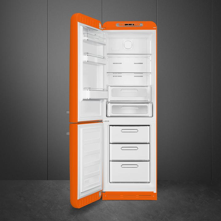 Actual product image Smeg Retro Style FAB32LOR5 (331 l)