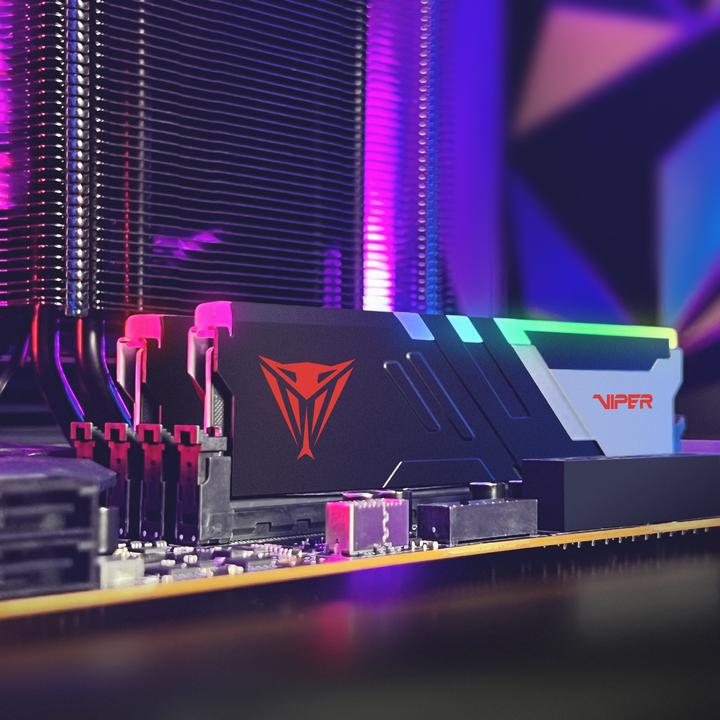 Produktbild Patriot Viper Venom RGB 32GB DDR5 6200-40, PVVR532G620C40K (2 x 16GB, 6200 MHz, DDR5-RAM, DIMM)