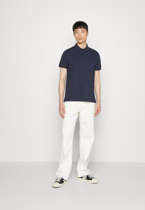 Actual product image GANT Tonal Shield (L)