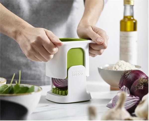 Actual product image Joseph Joseph Gemüsehacker ChopCup