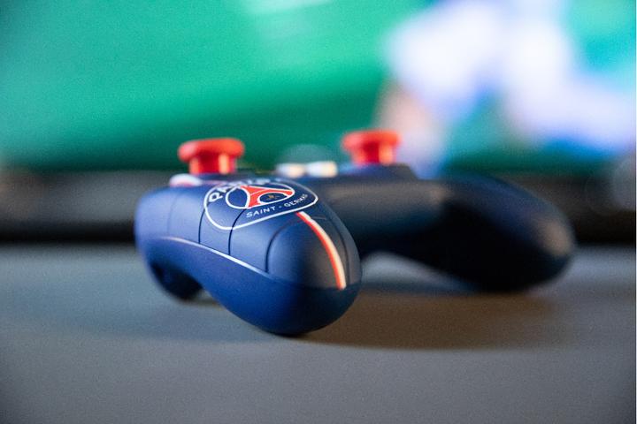 Image du produit Konix Manette filaire Switch - PSG (Switch OLED, PC, Switch)