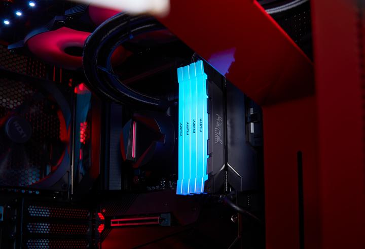 Produktbild Kingston FURY Renegade RGB (2 x 16GB, 3600 MHz, DDR4-RAM, DIMM)