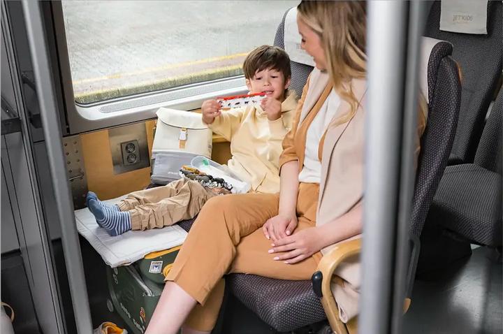 Productafbeelding Stokke JetKids™ By ® BedBox™ in Golden Olive (20 l, Handbagage (tot 50 liter))