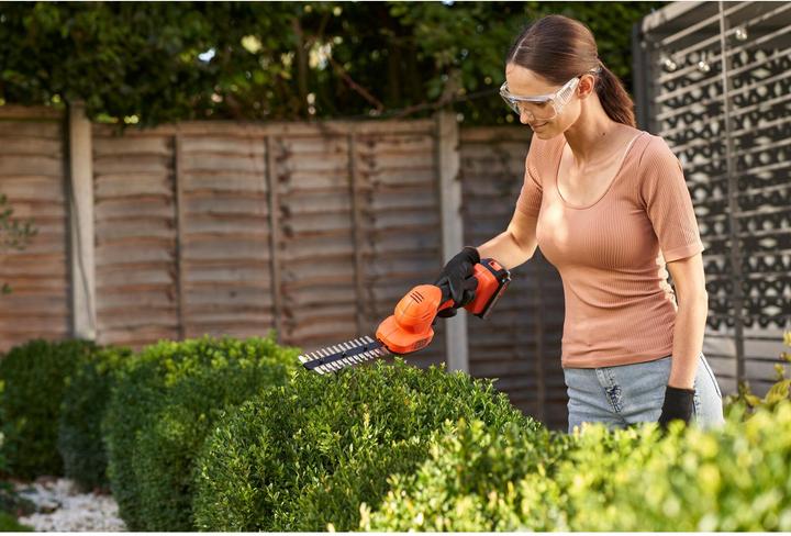 Productafbeelding Black & Decker Struikschaar-set BCSS18D1 (Draadloze heggenschaar)