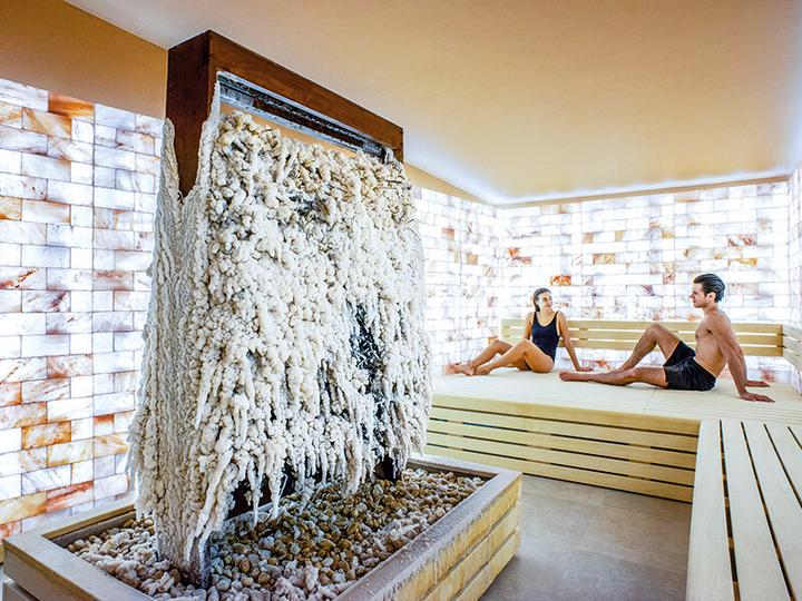 Produktbild Smartbox Tiefenentspannung in der QC Terme Chamonix: 1 Tag Zugang mit Spa-Kit für 2 (2 Pers.)
