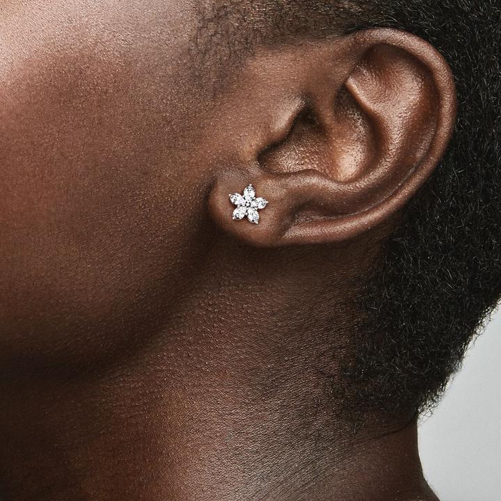 Actual product image Pandora Funkelnde Schneeflocke (Silver 925)