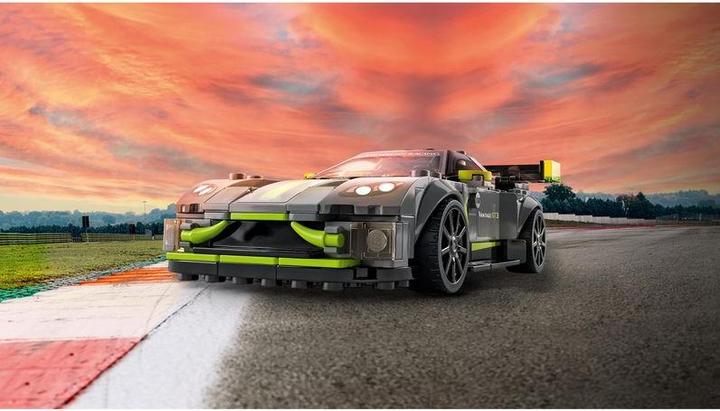 Produktbild LEGO Aston Martin Valkyrie AMR Pro & Aston Martin Vantage GT3 (76910, LEGO Speed Champions)